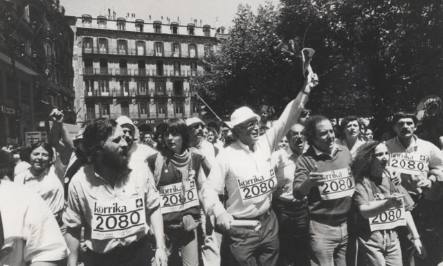 Euskara, irten adi mundura! - ¡Euskara, sal al mundo!